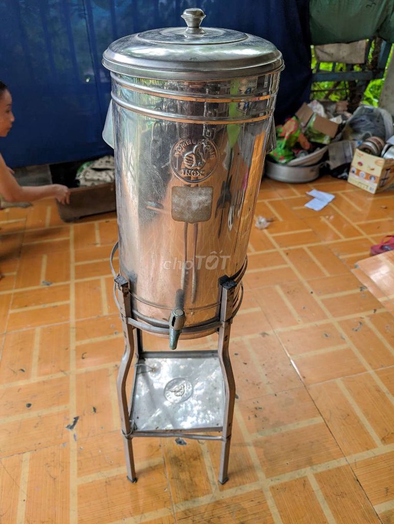 Phích nước Inox Bạc có vòi. Mua bán Dụng cụ nhà bếp tại Thành phố Sa Đéc Đồng Tháp được đăng bởi Lee hình 1