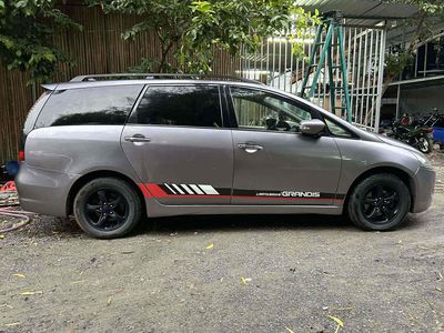 Mitsubishi Grandis 2005 2.4 AT - 195000 km. Mua bán Ô tô tại Thành phố Thủ Dầu Một Bình Dương được đăng bởi Mr Tâm