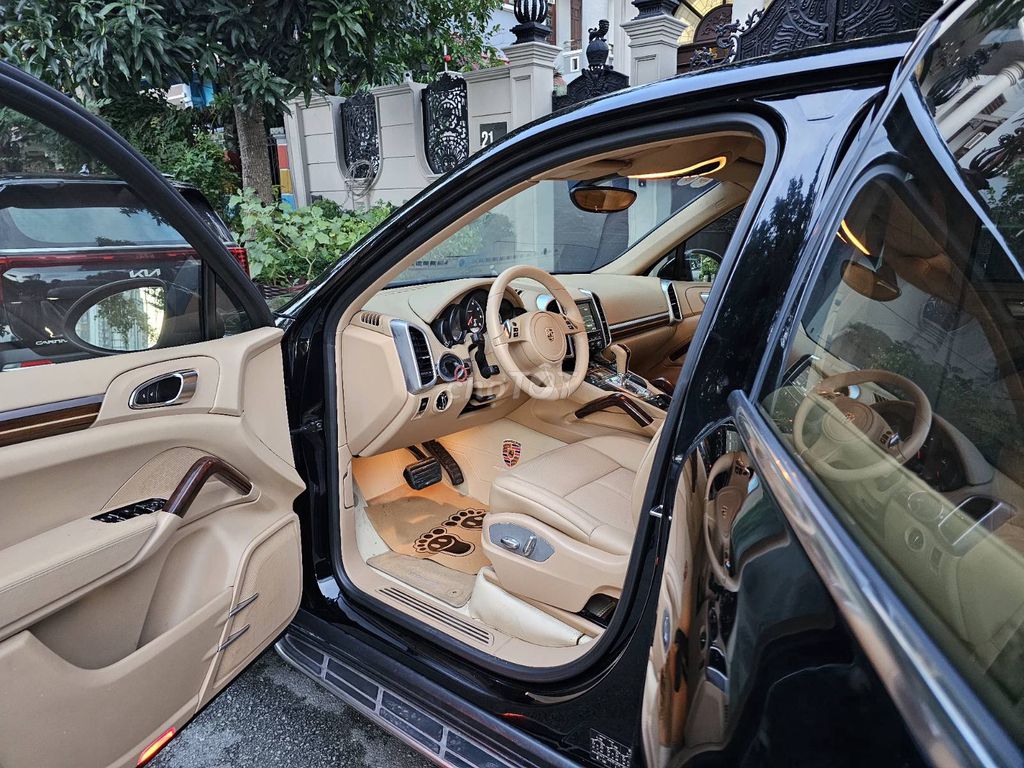 Porsche Cayenne 2014 - 90000 km. Mua bán Ô tô tại Quận 7 Tp Hồ Chí Minh được đăng bởi Trần Bảo hình 7