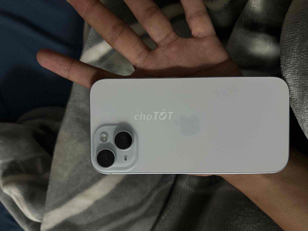 Apple iPhone 15 128GB Trắng like new. Mua bán Điện thoại tại Quận Ngũ Hành Sơn Đà Nẵng được đăng bởi Hoàng Nguyễn hình 1