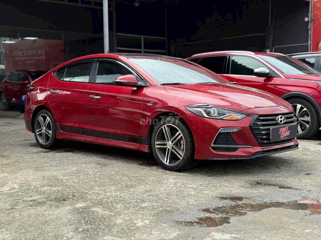 Hyundai Elantra 2019 Sport 1.6 AT - 660000 km. Mua bán Ô tô tại Thành phố Thủ Đức Tp Hồ Chí Minh được đăng bởi Thy Ôtô Cũ Miền Nam hình 2