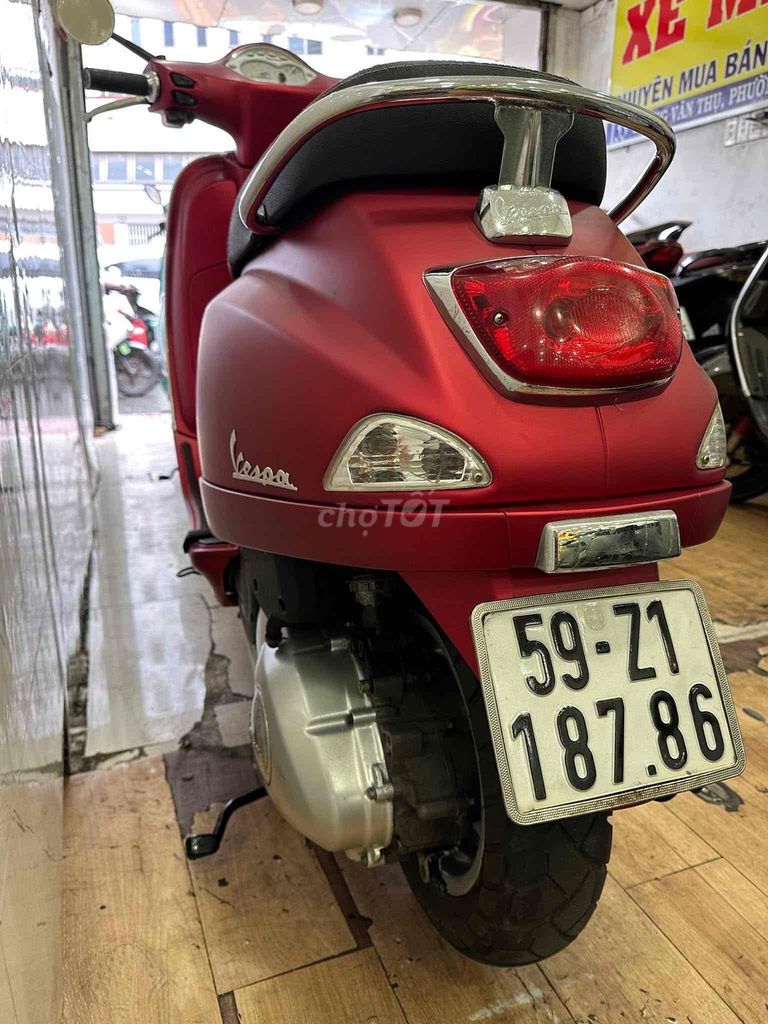 Piaggio Vespa LX125 3Vie Đời 2014 . BSTP. Mua bán Xe máy tại Quận Phú Nhuận Tp Hồ Chí Minh được đăng bởi Ngọc Huy hình 6