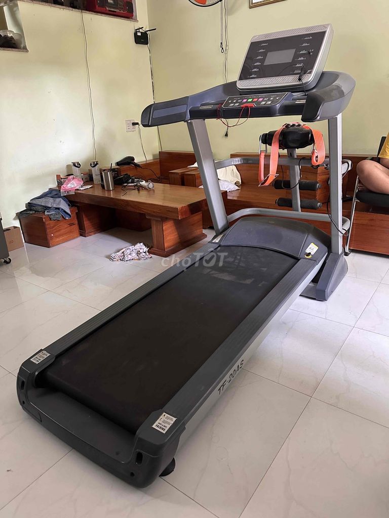 Máy chạy bộ đa năng TechFiness Tf20 as
