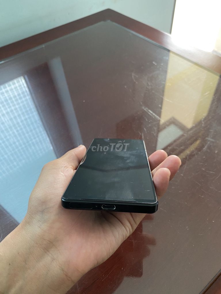 Sony Xperia 1 IV Đen 98%. Mua bán Điện thoại tại Huyện Củ Chi Tp Hồ Chí Minh được đăng bởi Hoàng Như Ngọc hình 1