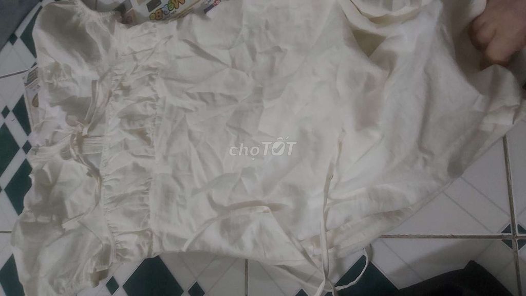Thanh lý váy trắng siêu xinh siêu dễ thương