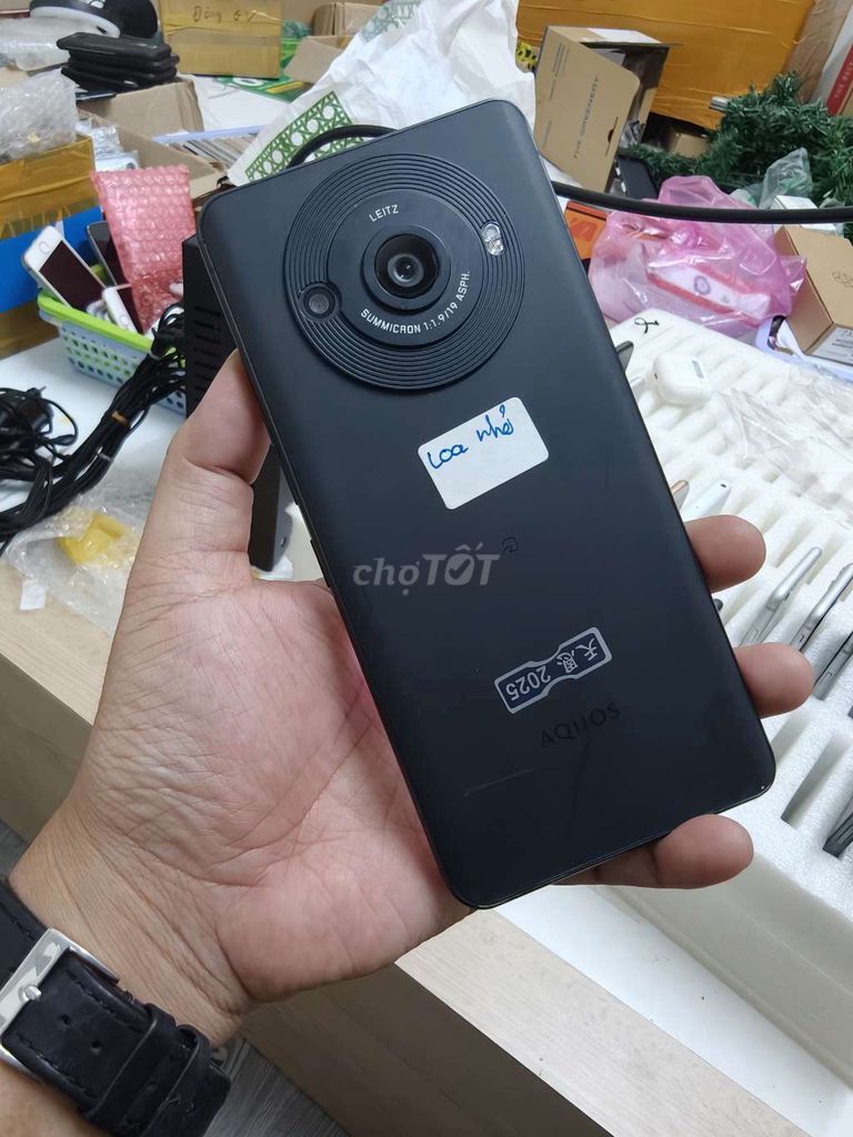 Sharp R8 Pro 256GB Đen. Mua bán Điện thoại tại Quận Gò Vấp Tp Hồ Chí Minh được đăng bởi Nguyễn Văn Đông hình 1