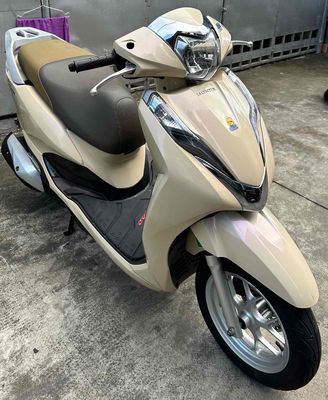 Honda Lead 125 2018 Smartkey Vàng kem. Mua bán Xe máy tại Quận Ninh Kiều Cần Thơ được đăng bởi Cửa Hàng Xe Nhật Tài