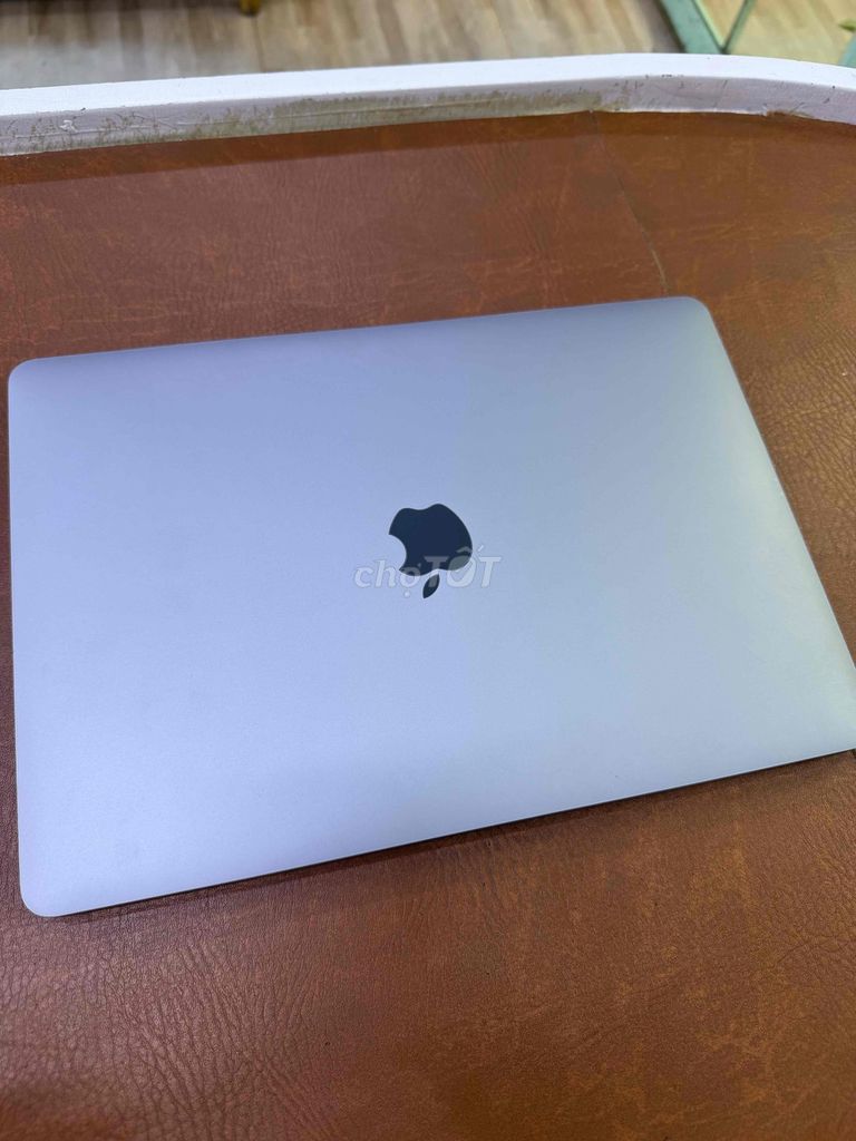 Macbook Pro M1 13in 512GB/8G Xám. Mua bán Laptop tại Quận 8 Tp Hồ Chí Minh được đăng bởi bo nguyen hình 1