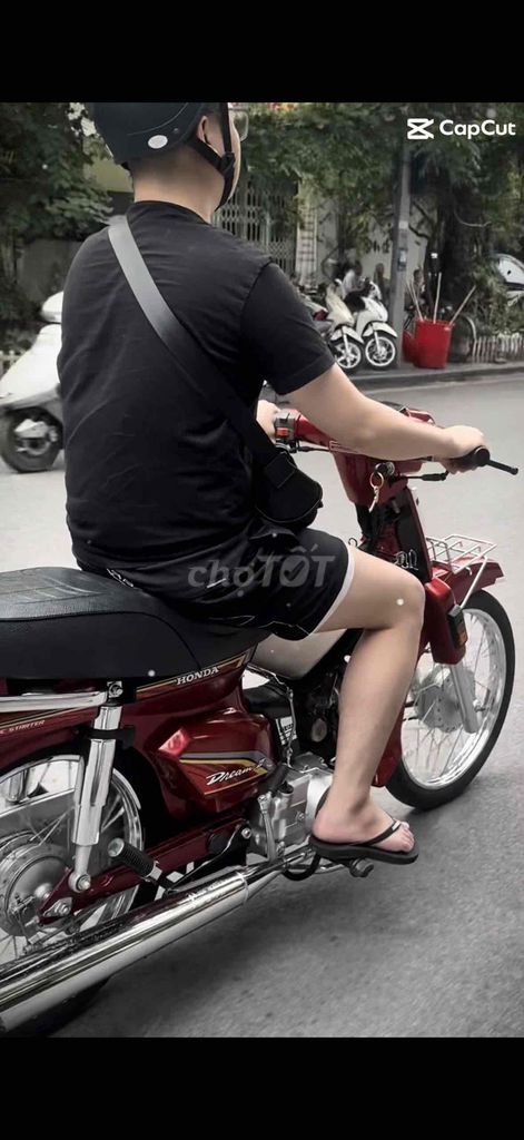 Honda Dream 1998 Đỏ trắng. Mua bán Xe máy tại Quận 1 Tp Hồ Chí Minh được đăng bởi Hoàng Xuân Hoà hình 2