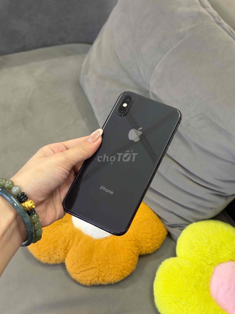 Apple iPhone XS 64GB Đen Quốc Tế Full Chức Năng. Mua bán Điện thoại tại Quận 8 Tp Hồ Chí Minh được đăng bởi CA REM BÁN TÁO hình 1