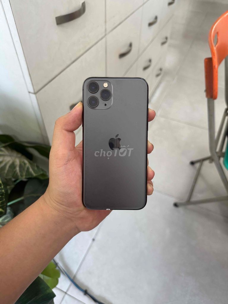 iPhone 11 Pro 256GB quốc tế Zin đẹp. Mua bán Điện thoại tại Quận Gò Vấp Tp Hồ Chí Minh được đăng bởi Tony Mobile hình 1
