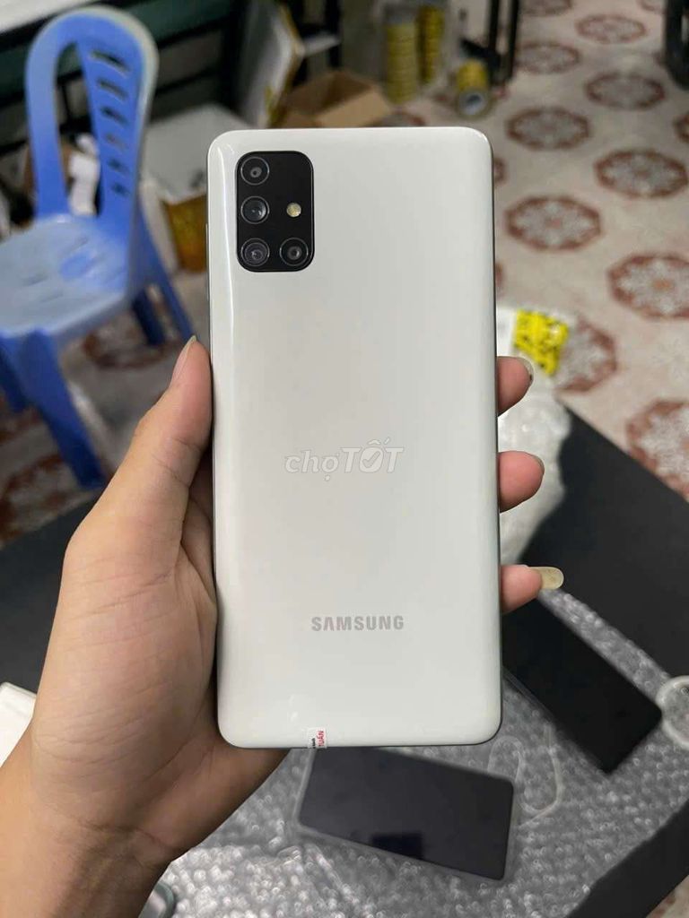 Samsung M51, r8 128GB, pin trâu bò, đẹp. Mua bán Điện thoại tại Thành phố Thủ Dầu Một Bình Dương được đăng bởi Phước Mobile hình 1