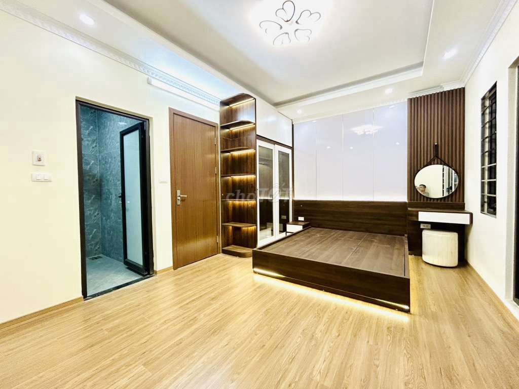 Chính chủ nhờ bán nhà mới kính koong đẹp Ngọc Hồi - Hoàng Mai. Mua bán nhà ở tại Quận Hoàng Mai Hà Nội được đăng bởi Ngọc Anh Nhà Đất hình 4