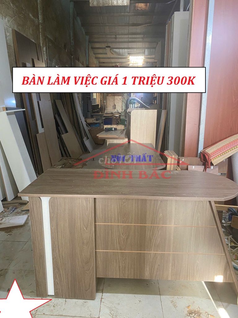 BÀN LÀM VIỆC TRƯỞNG PHÒNG DÀI 1M4 NÂU GỖ