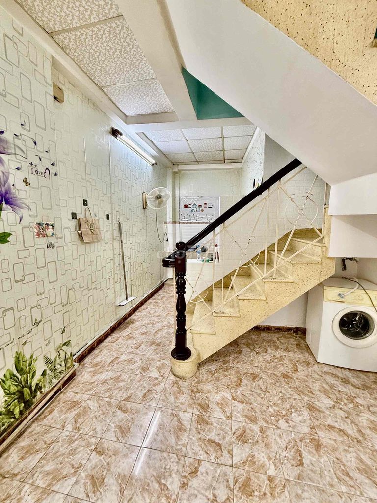 Аренда · 2 комн. · 40 м² · Quận Tân Phú, ул. Đường Tân Kỳ Tân Quý