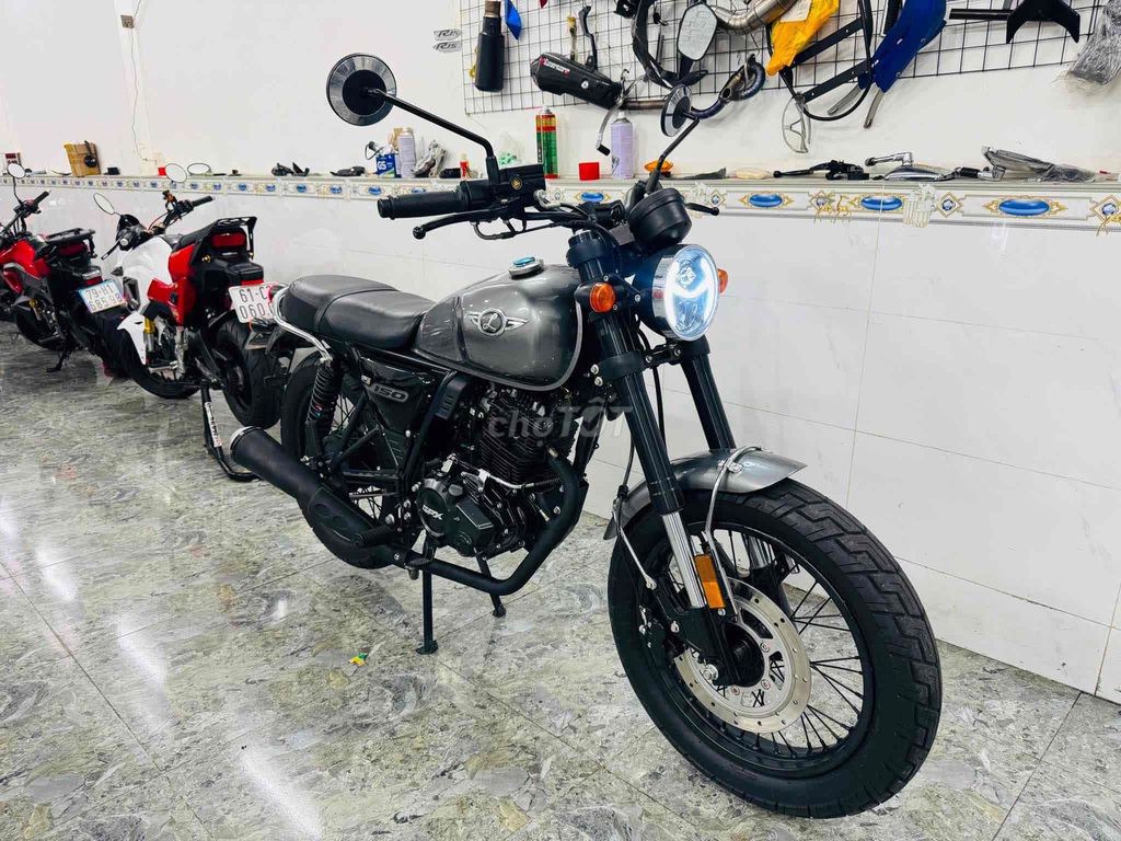 Мотоцикл GPX Legend 150 Fi Серый 1900км