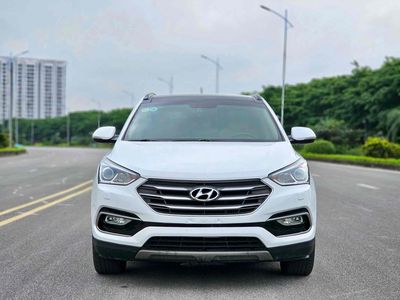 Hyundai SantaFe 2018 máy dầu màu trắng