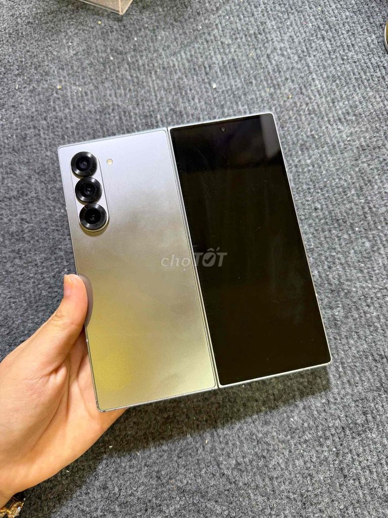Samsung Z Fold6 256GB Bạc. Mua bán Điện thoại tại Quận Cầu Giấy Hà Nội được đăng bởi Thanh Thoa hình 1