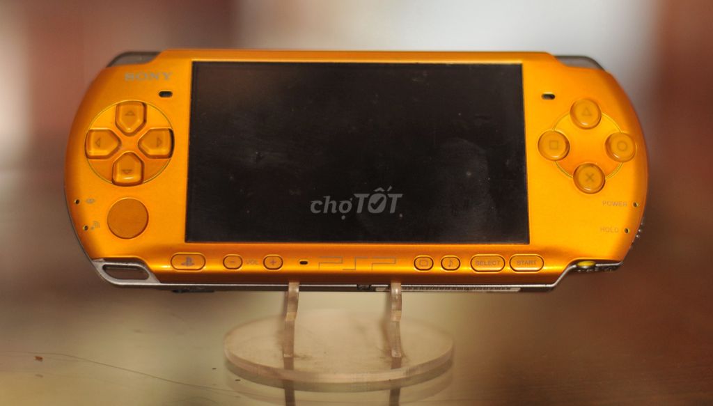 Máy chơi game cầm tay Sony PSP 3000 Vàng 32GB. Mua bán Thiết bị chơi game tại Huyện Chư Sê Gia Lai được đăng bởi nguyễn văn linh hình 1