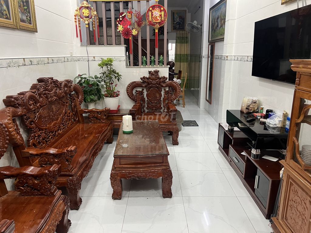 Bán nhà MT Chợ Lạc Quang ( Trường Chinh 1/). 3x22 Phường TTN, Quận 12