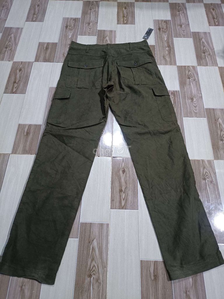 Eo 82
Túi hộp cargo pants Nhật rêu hanh chất. Mua bán Quần áo tại Quận Bình Thạnh Tp Hồ Chí Minh được đăng bởi Lê Úy Tá hình 1