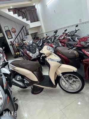 Honda Sh Mode ( Cực Đẹp ). BS: 65 Cần Thơ. Mua bán Xe máy tại Quận Ninh Kiều Cần Thơ được đăng bởi CH XE MÁY 7 THÀNH