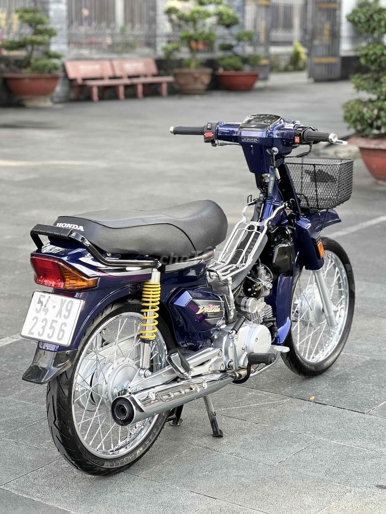 SUPER DREAM KIỂNG MỚI BSTP CHÍNH CHỦ CÓ GÓP. Mua bán Xe máy tại Thành phố Thủ Đức Tp Hồ Chí Minh được đăng bởi Hiếu  hình 9