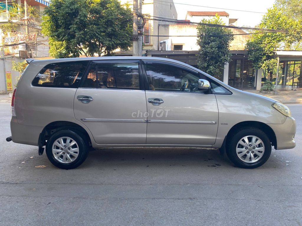 Toyota Innova 2011 GTGN40L-GKMKU. Mua bán Ô tô tại Thành phố Hòa Bình Hòa Bình được đăng bởi Vũ Duy Ngọc hình 2