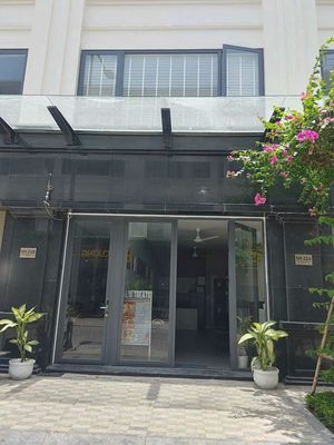 CHO THUÊ MẶT BẰNG TRỆT ĐẦY ĐỦ TIỆN NGHI ( Shophouse Apec ).. Cho thuê văn phòng, mặt bằng kinh doanh tại Thành phố Tuy Hòa Phú Yên được đăng bởi Trần thị mỹ hạnh