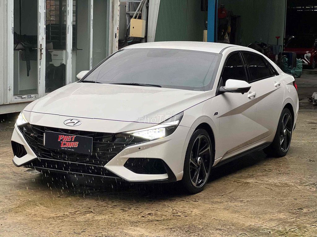 Hyundai Elantra 2022 N-Line - 24000 km