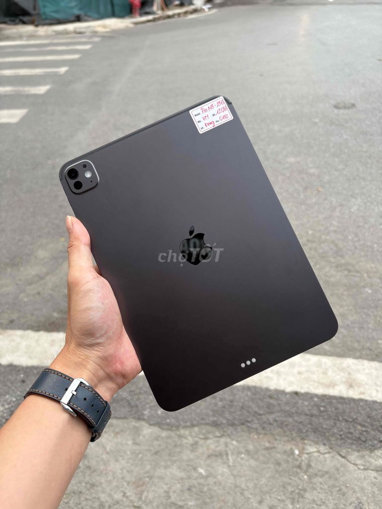 ipad Pro M5-11inch 256gb Grey Vn sạc 18 lần Likene. Mua bán Máy tính bảng tại Quận Đống Đa Hà Nội được đăng bởi Quý Hoàng hình 1