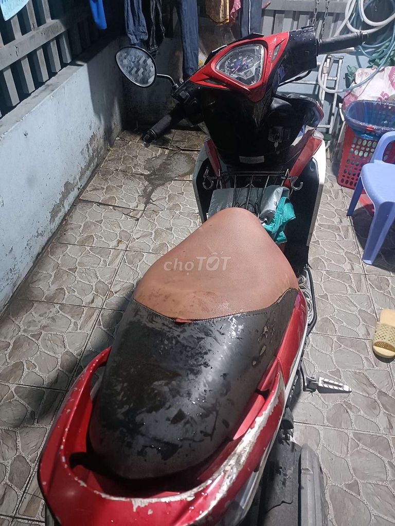 Honda Air Blade 2012 Красный