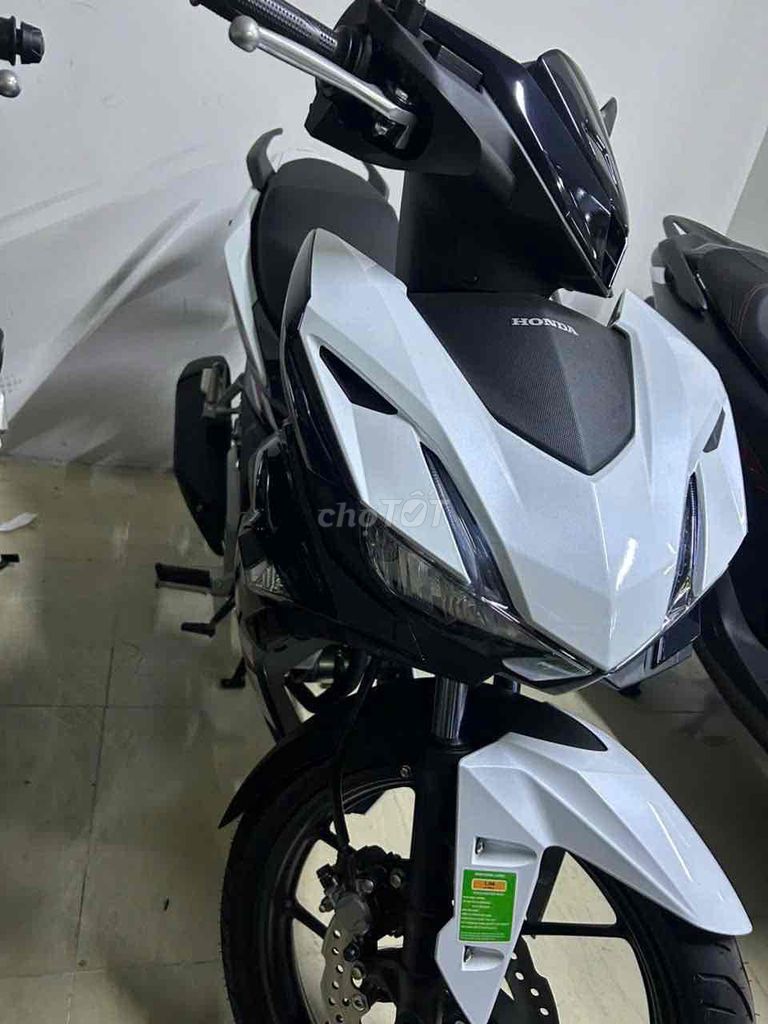 Honda/ Winner X 2024. Mua bán Xe máy tại Quận 1 Tp Hồ Chí Minh được đăng bởi Aleson chen hình 3