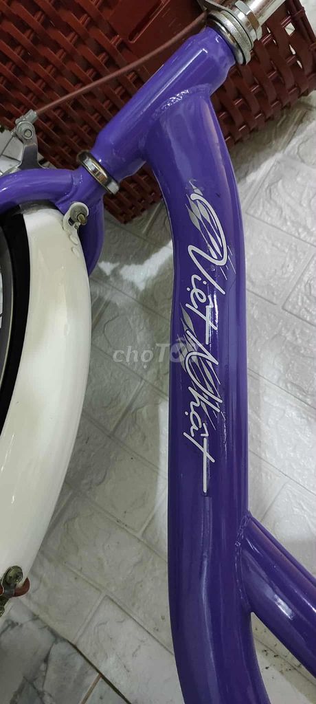 Xe đạp bé gái màu tím Việt Nhật mới 99.9%. Mua bán Xe đạp tại Huyện Nhà Bè Tp Hồ Chí Minh được đăng bởi Chi Dang hình 5