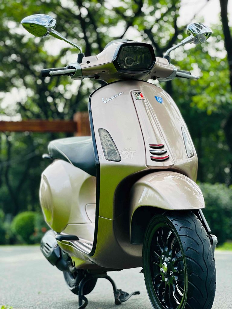 VESPA SPRIN125cc chính chủ. Mua bán Xe máy tại Quận Gò Vấp Tp Hồ Chí Minh được đăng bởi Nguyễn Hoàng Mua Bán Xe hình 3