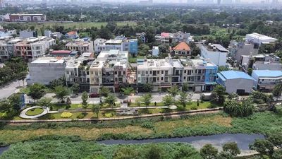 còn đăng còn bán Sunview town DT 57 m2 2pn 2wc view landmark giá 2 tỷ. Mua bán căn hộ/chung cư tại Thành phố Thủ Đức Tp Hồ Chí Minh được đăng bởi A việt