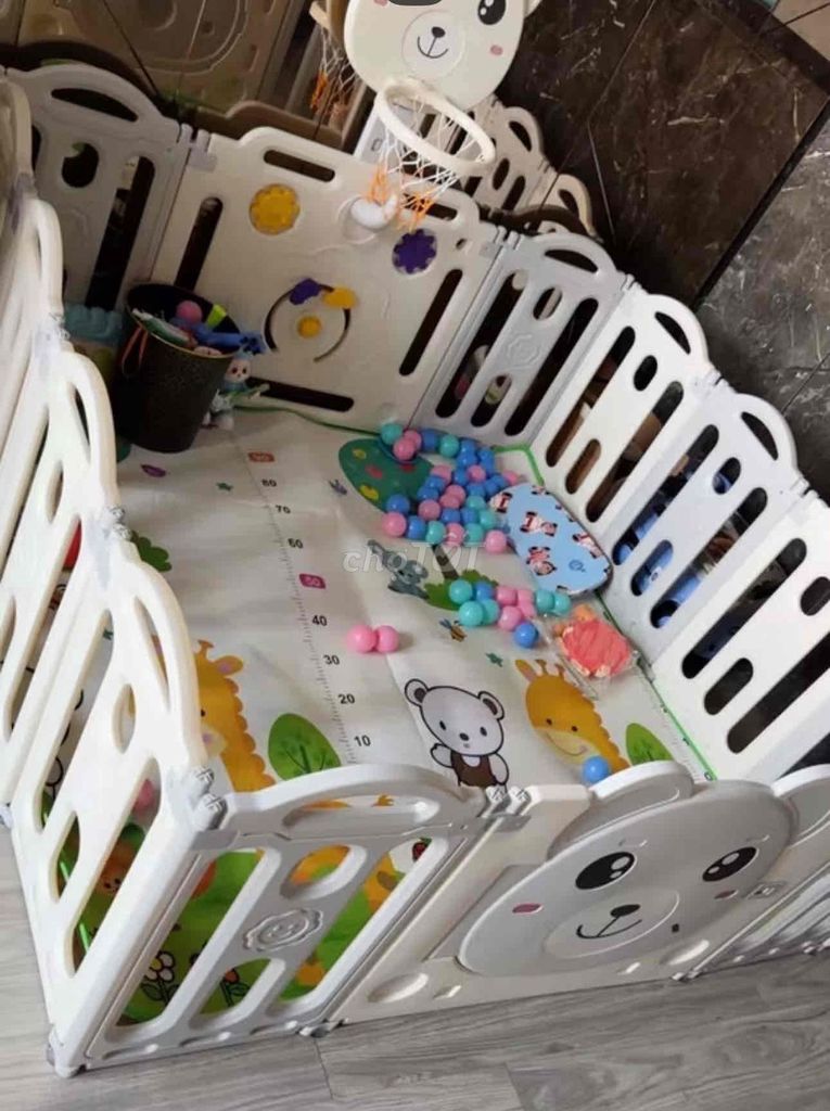 Thanh lý Quây cũi Pakey Nhựa (1m5x1m5). Mua bán Mẹ và bé tại Quận 7 Tp Hồ Chí Minh được đăng bởi Tran hình 1