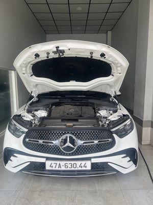 Mercedes_glc300 New