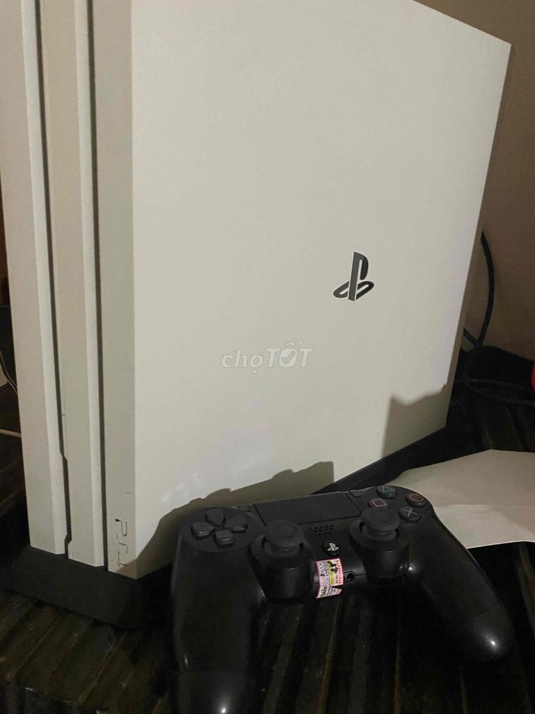 Máy chơi game Sony PS4 Pro 1TB Trắng. Mua bán Thiết bị chơi game tại Thành phố Hội An Quảng Nam được đăng bởi Anh hình 1