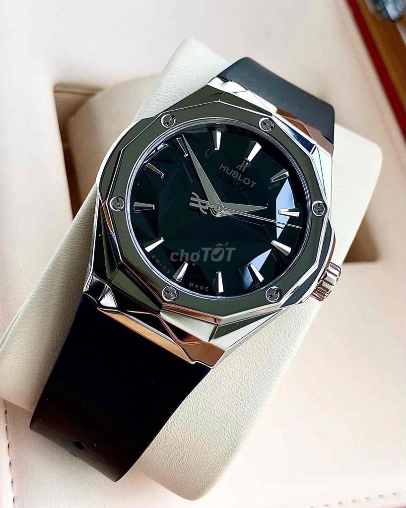Đồng hồ Hublot Classic Fusion Orlinski 40mm. Mua bán Đồng hồ tại Quận Hoàng Mai Hà Nội được đăng bởi Anh Tuấn hình 1