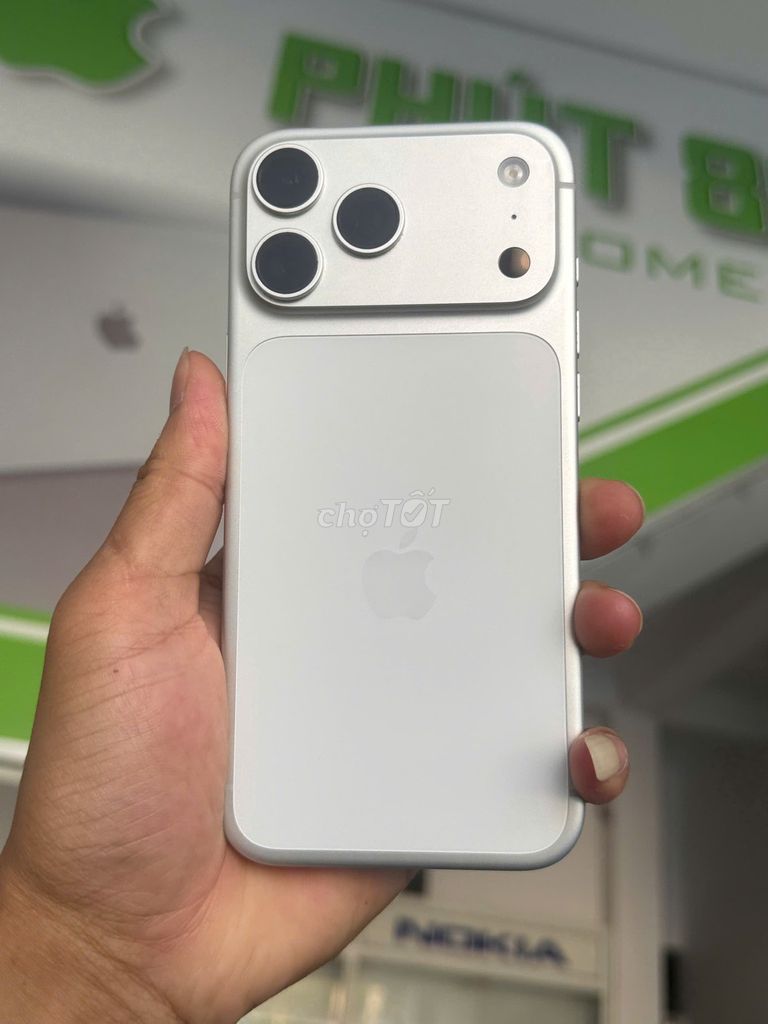 Apple iPhone 17 Pro Max Bạc VN LƯỚT. Mua bán Điện thoại tại Thành phố Buôn Ma Thuột Đắk Lắk được đăng bởi Cầm Đồ PHÚT 89  hình 1