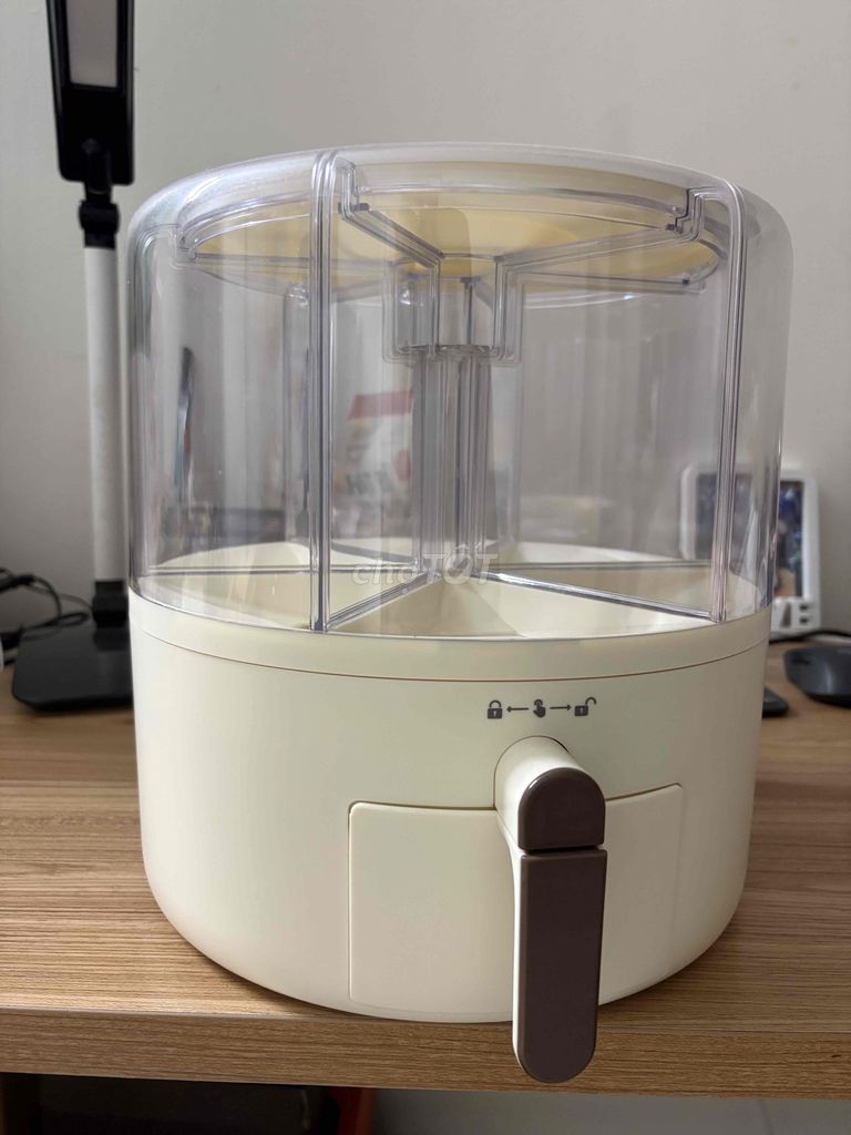 Thùng đựng gạo, ngũ cốc. Mua bán Dụng cụ nhà bếp tại Quận Gò Vấp Tp Hồ Chí Minh được đăng bởi An An hình 1