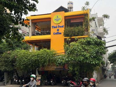 Tuyển 5 bạn Phụ Bếp