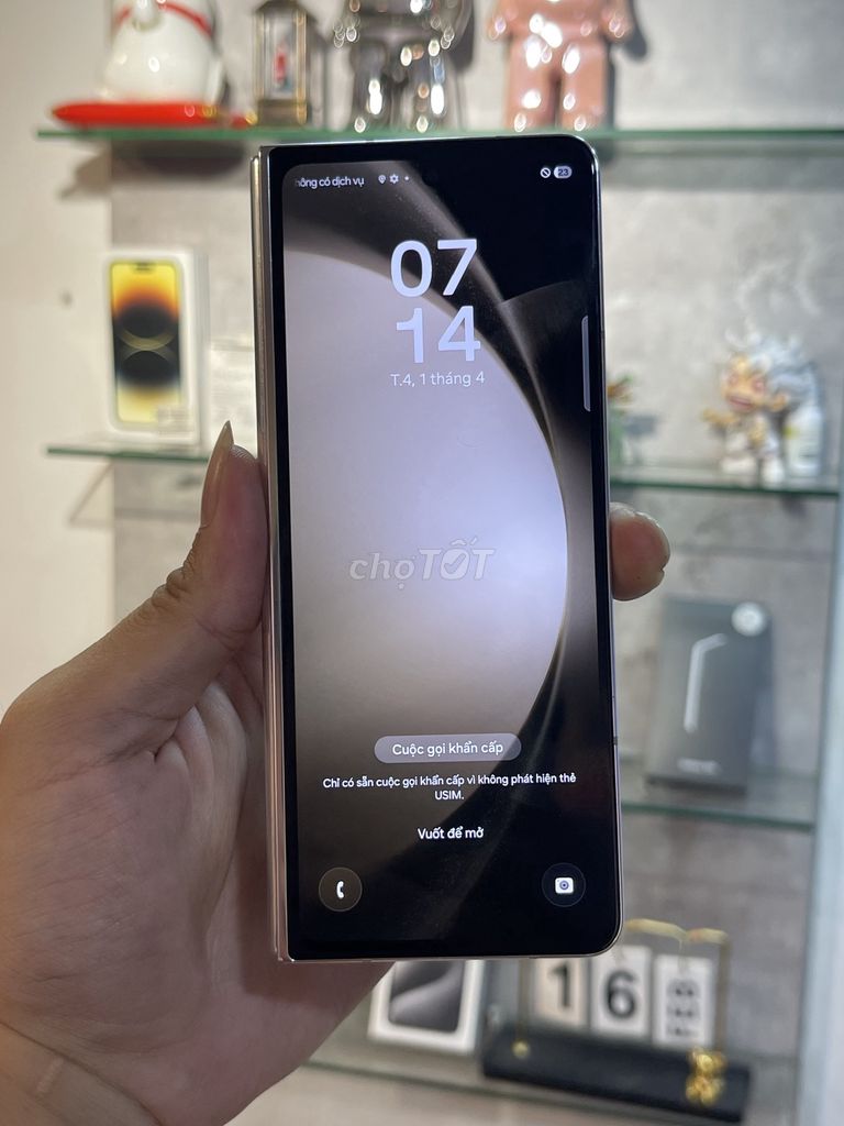 Samsung Galaxy Z Fold 5 512GB Xám 98%. Mua bán Điện thoại tại Quận 3 Tp Hồ Chí Minh được đăng bởi Tuấn 2hand Store hình 1