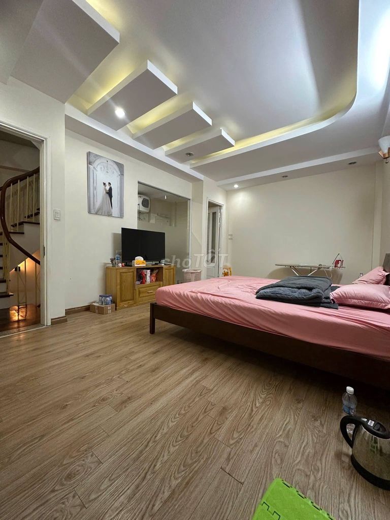 Сдается дом площадью 35 м², 4 этажа+апартамент, аллея 209, Дой Кан, Бадинь