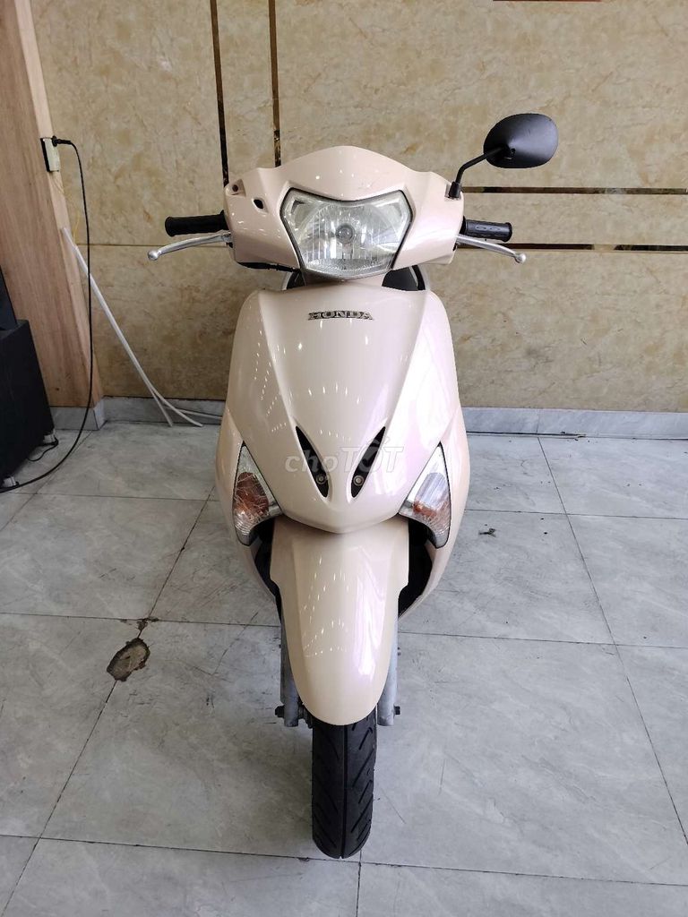 LEAD FI 2010 ,Xe Đẹp Máy Bao Êm Mạnh. Mua bán Xe máy tại Quận 12 Tp Hồ Chí Minh được đăng bởi Duy Khánh hình 4