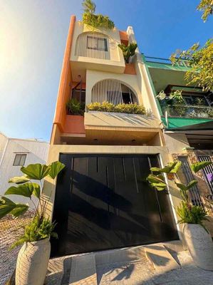 Nhà phố 61 m² · 4 PN · Đường Phan Bôi