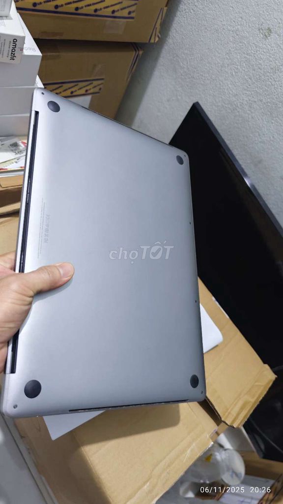 Macbook pro retina 15inch Touch Bar. Mua bán Laptop tại Thành phố Thủ Đức Tp Hồ Chí Minh được đăng bởi Thành  hình 6