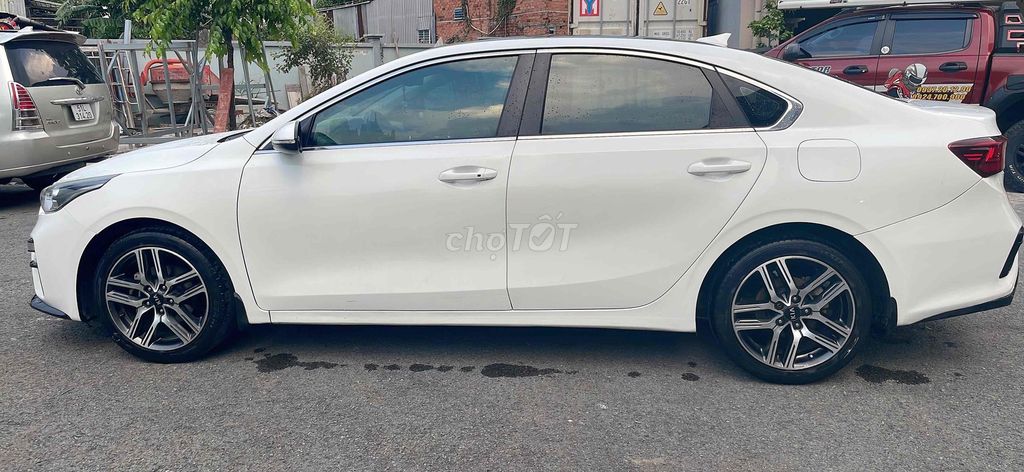 Kia Cerato mẫu mới đăng kí 2019 - 95000 km. Mua bán Ô tô tại Thành phố Dĩ An Bình Dương được đăng bởi Phan văn Độ hình 8
