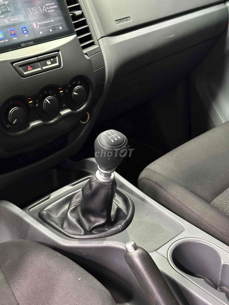 Ford Ranger 2017 XLS 2.2L 4x2 MT. Mua bán Ô tô tại Thành phố Buôn Ma Thuột Đắk Lắk được đăng bởi Hiếu Đắk Lắk hình 9